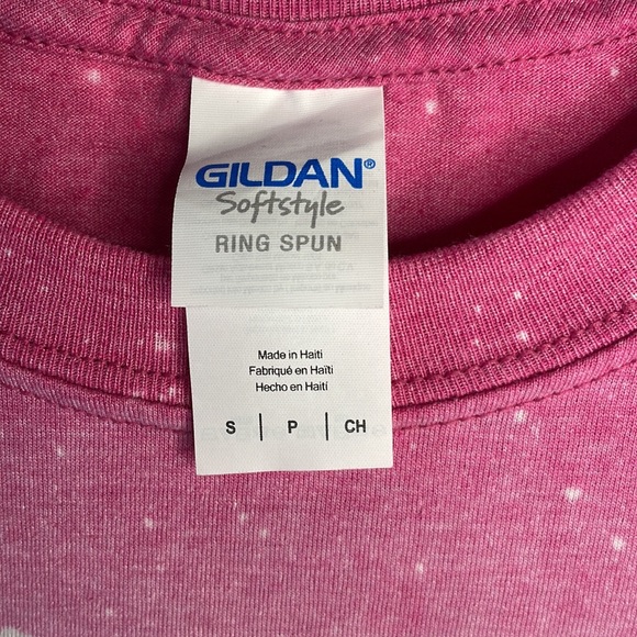 Graphic tee handmade gildan softstyle pink bleached tee summer nights design - Picture 3 of 4